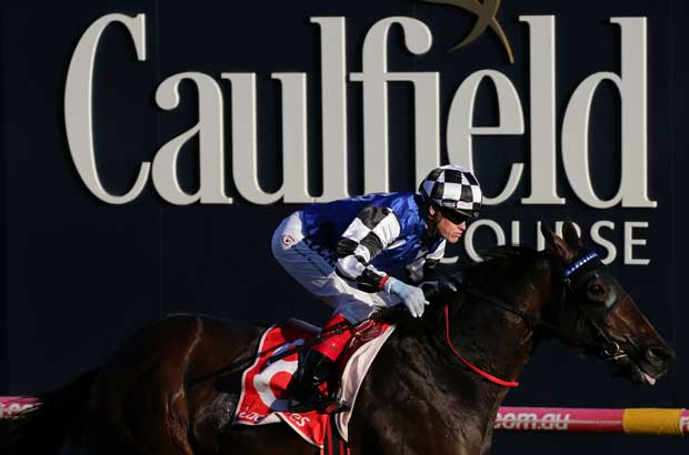 Caulfield Finish2